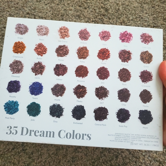 SOLD Morphe Jaclyn Hill Eyeshadow Palette - Picture 7 of 13